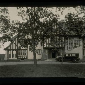 Historical, black-and-white photo of the W.K. Kellogg Manor House, courtesy of the W.K. Kellogg Foundation.