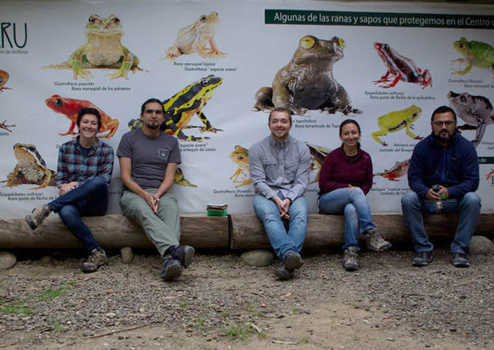 Researchers Sarah Fitzpatrick, David Salazar-Valenzuela, Kyle Jaynes, Mónica Páez-Vacas, Fausto Siavichay pose for a photo at the Amaru Zoological Biopark.