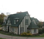 Exterior view of the W.K. Kellogg Biological Station’s Carriage House on a late fall day.